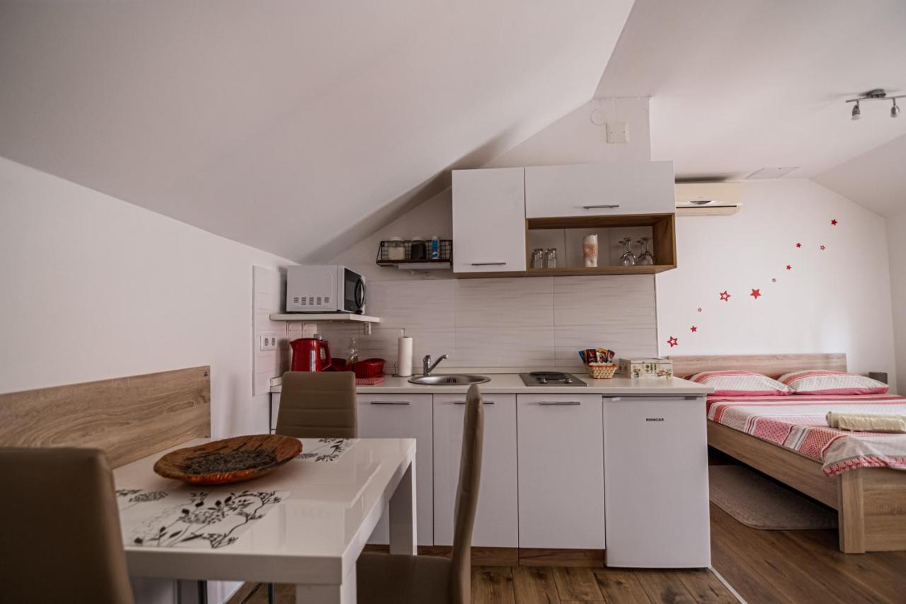 Sunny Day Apartments Sveta Nedjelja  Экстерьер фото